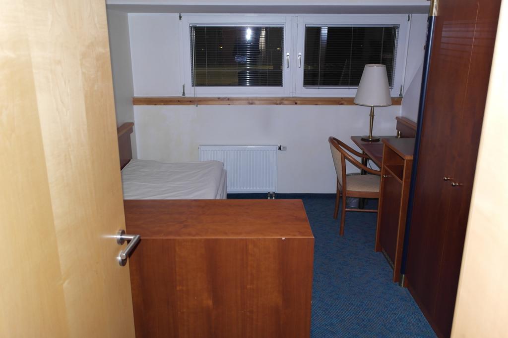 Hotel Jahnhaus Лангенфельд Номер фото